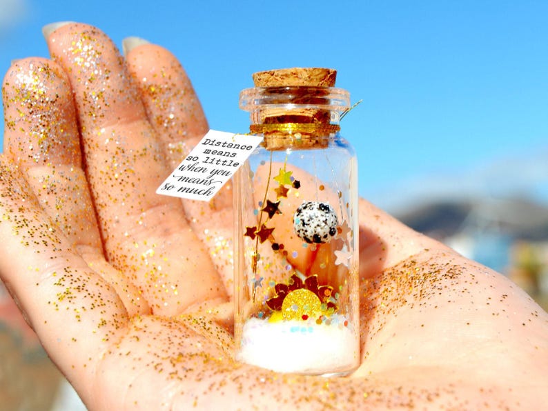 long distance relationship gift for boyfriend Always under the same Sky Deployment Miles apart Army wife Military Card Message in a bottle immagine 5