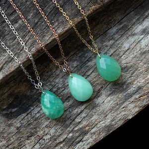 Chrysoprase Necklace - 14k Gold filled necklace - Natural gemstone necklace - Chrysoprase drop pendant - Healing Crystal necklace -Gift idea