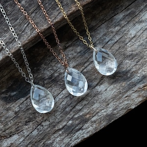 Clear Quartz Necklace - 14k Gold filled necklace - Natural gemstone necklace - April Birthstone necklace - Healing Crystal necklace - Gift