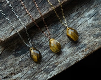 Tiger's eye Necklace - 14k Gold filled necklace - Natural gemstone necklace - Tiger's eye pendant - Healing Crystal necklace - Gift idea