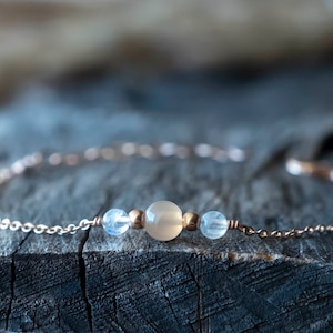 Moonstone bracelet - Minimalist bracelet - Natural gemstone bracelet - June birthstone bracelet - Sterling silver bracelet - Gift for her