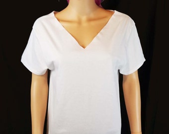 Plain V Neck Top / Deep V T Shirt / Oversized V Neck Shirt / Slouchy V Neck Tee / Plain T Shirts / Deep V Neck Shirt / Plain Tees