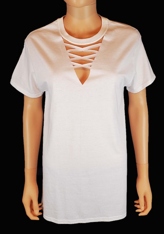 Camiseta con gargantilla de cuello en V con cordones sinteticos Top con escote en V profundo con cordones Etsy Espana