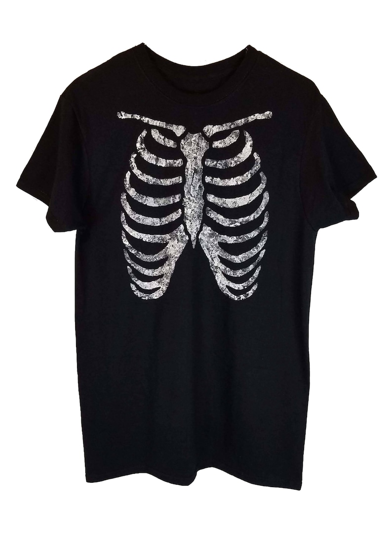 Distressed Rib Cage Hand-painted T Shirt / Halloween Ribcage Shirt - Etsy