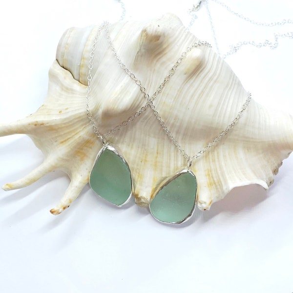 Sea Glass Halskette. Seeglas Anhänger. Seeglas Schmuck. Handgemachter Seeglasschmuck.