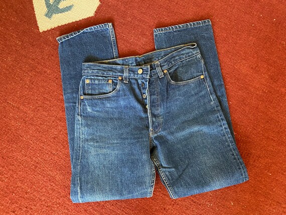 Vintage Levis 501xx Jeans. 1990s Button fly Denim.