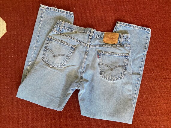 Vintage Levis 505s. 1990s Straight leg Jeans. 36x3