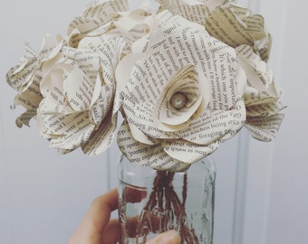 12 Paper Book Roses, Book Roses, Book Flower, Paper Rose Bouquet ,Repurposed Book, Set of 12 Book Flowers, Wedding Decoration, Home Décor