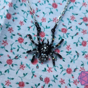 Black Window| Avengers| Spider| Charm Necklace|19&quot; Chain| Silver Metal| Damaged