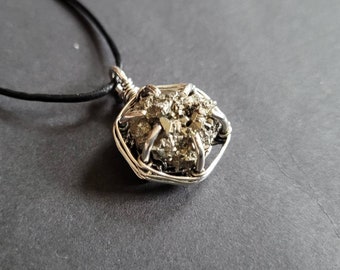 Chain pendant with pyrite in 925 silver