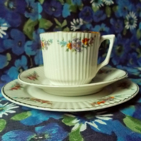 Vintage China Dainty Demi-Tasse Trio - White fluted/rib design with delicate floral pattern - Early 1900s - Unmarked - Used