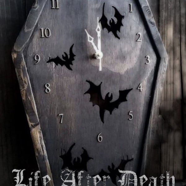 Sarg-Fledermaus-Uhr, Sarg, Fledermaus-Uhr, gotische Uhr, Uhr, Fledermaus, gotische, gotische Möbel, Horror, Horror Dekor, gotischen Dekor