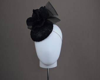 Chapeau voile noir cage à oiseaux - chapeau de mariage noir avec voile - chapeau noir d'inspiration vintage - chapeau de cocktail noir - chapeau pilulier noir - Hatinator