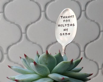 Teachers Gift | Thank you for Helping me Grow | End Of Year Gift | Teacher Appreciation Gift | Flower Marker | Garden Marker | Flower Pot