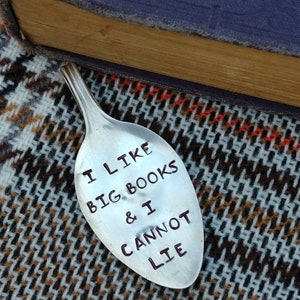 I Like Big Books & I Cannot Lie Bookmark / Personalized Bookmark / Teacher Gift / Vintage Gift / Sir Mix Alot / Book Club / Song / Pun