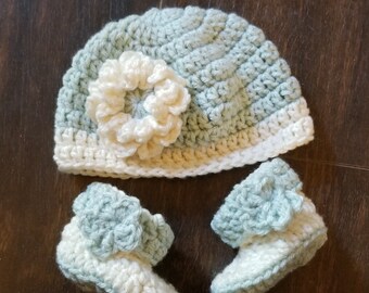 Baby girl crochet hat beanie set photo prop