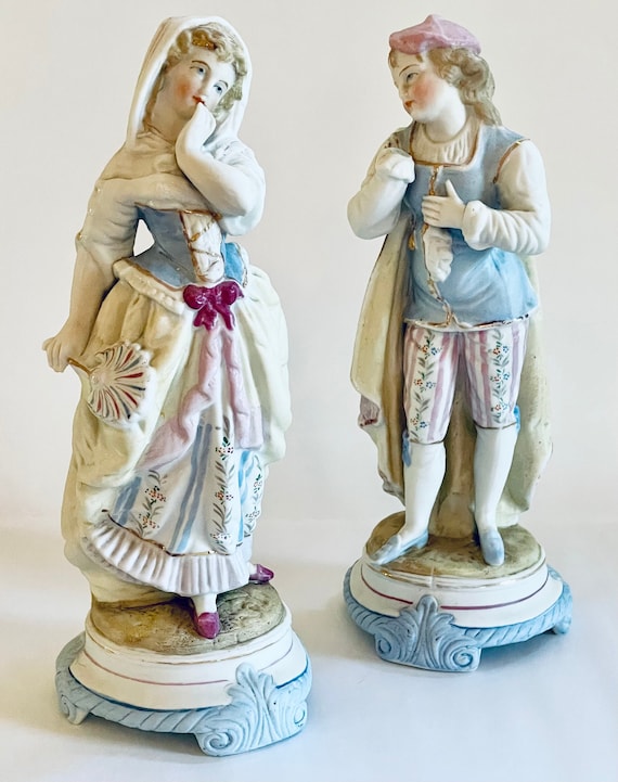 Paar Exquisite ANTIKE Handbemalte Französische Biskuitporzellan Figuren, Ende 19th Century