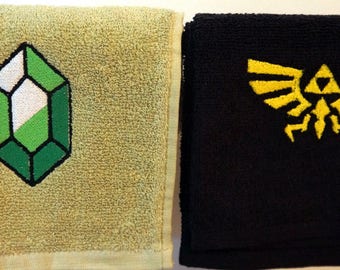 Legenda Zeldy Hyrule Hyruian Family Royal Crest Bird Emblem Rupee Green Red Blue Haftowany ręcznik do rąk