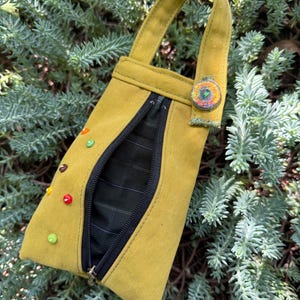 Handmade Mini Pouch, Zipper Bag Charm, Tiny Hanging Coin and Earbud Pouch
