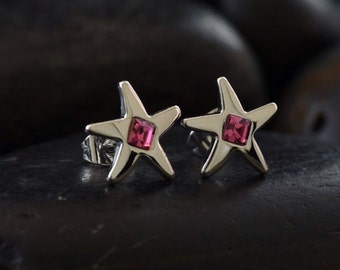 Star stud earrings with rose coloured Swarovski crystals