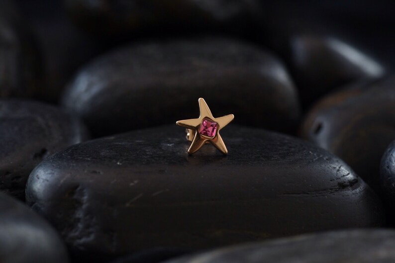 Star stud earrings with rose coloured Swarovski crystals in gold plating image 3