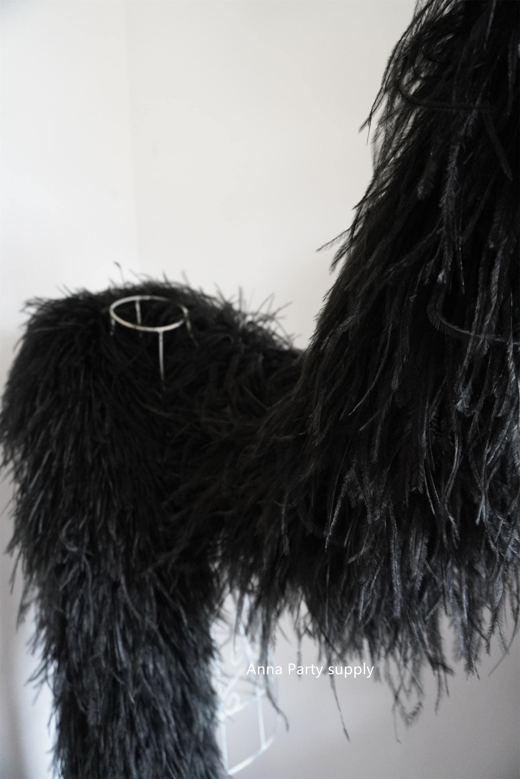 Boa De Plumas Negras De 2 Metros – Decoración Artificial Para Fiestas, Bailes, Halloween Y Bodas, Accesorio Versátil Y Ligero