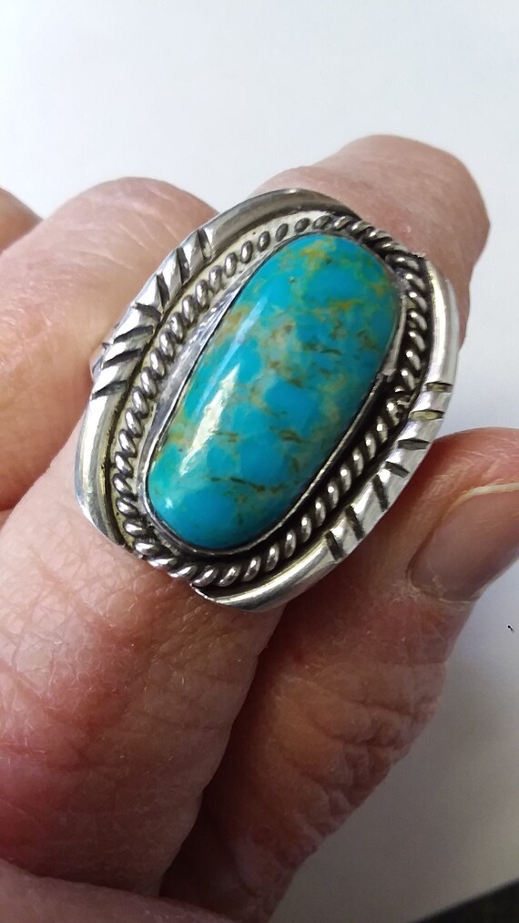 Vintage Sterling and Turquoise Navajo Ring - All p