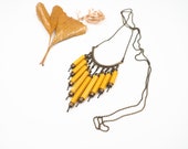 Collier rétro perles de papier artisanal jaune et laiton, bijoux femme, sautoir, collier long,