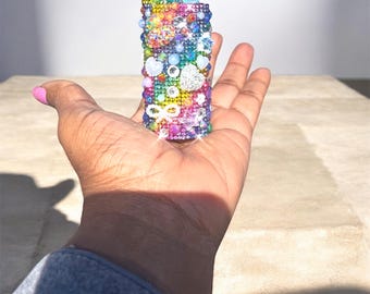 Porte-briquet Bic| Porte-briquet Glam| Cadeaux bling| Cadeaux glamour|Cadeau pour elle |Briquet-bougie| Cadeaux bougies| Cadeau de demoiselle d'honneur|Décor arc-en-ciel