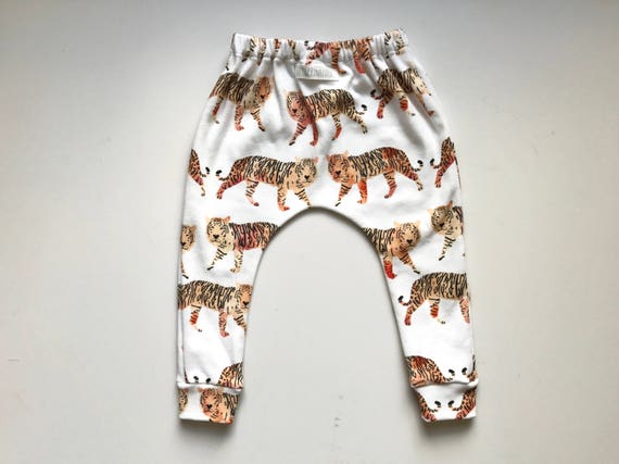Orange Tiger Meggings, Stripe Animal Print Men's Running Leggings - Made in  USA/EU | Running tights, Running leggings men, Leggings kids
