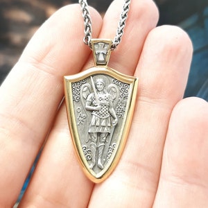 Saint Michael Gold Plated Necklace, 2.5mm Spiga Neck Chain, St Michael Commander of God&#39;s Armies, Shield Archangel Medallion Silver 925,gift