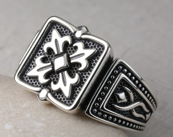 Gothic Cross Sterling Silver Men Ring,  Fleury Cross  Signet Ring, Knight Silver Ring, Anillo de caballero, Bague chevalier, Anel cavaleiro