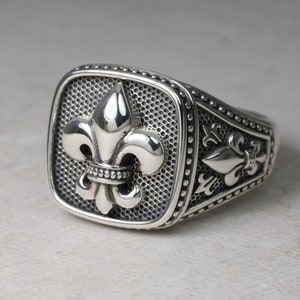 Signet Ring with Fleur de Lis Design, Royal Lily Jewelry Accessories Gift For Men Women, Real Sterling Silver 925, Byzantine Gothic Style