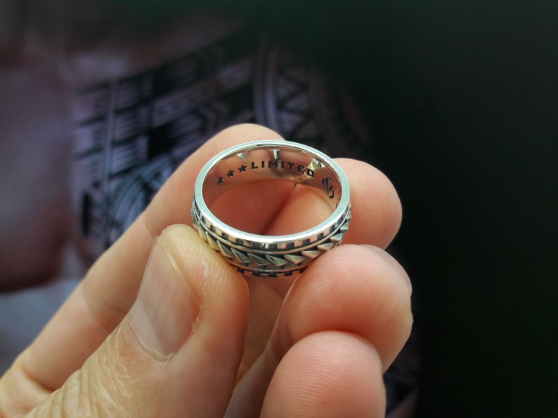 Sieraden Ringen Banden T56 ring voor heren of vrouwen Maori in massief zilver 