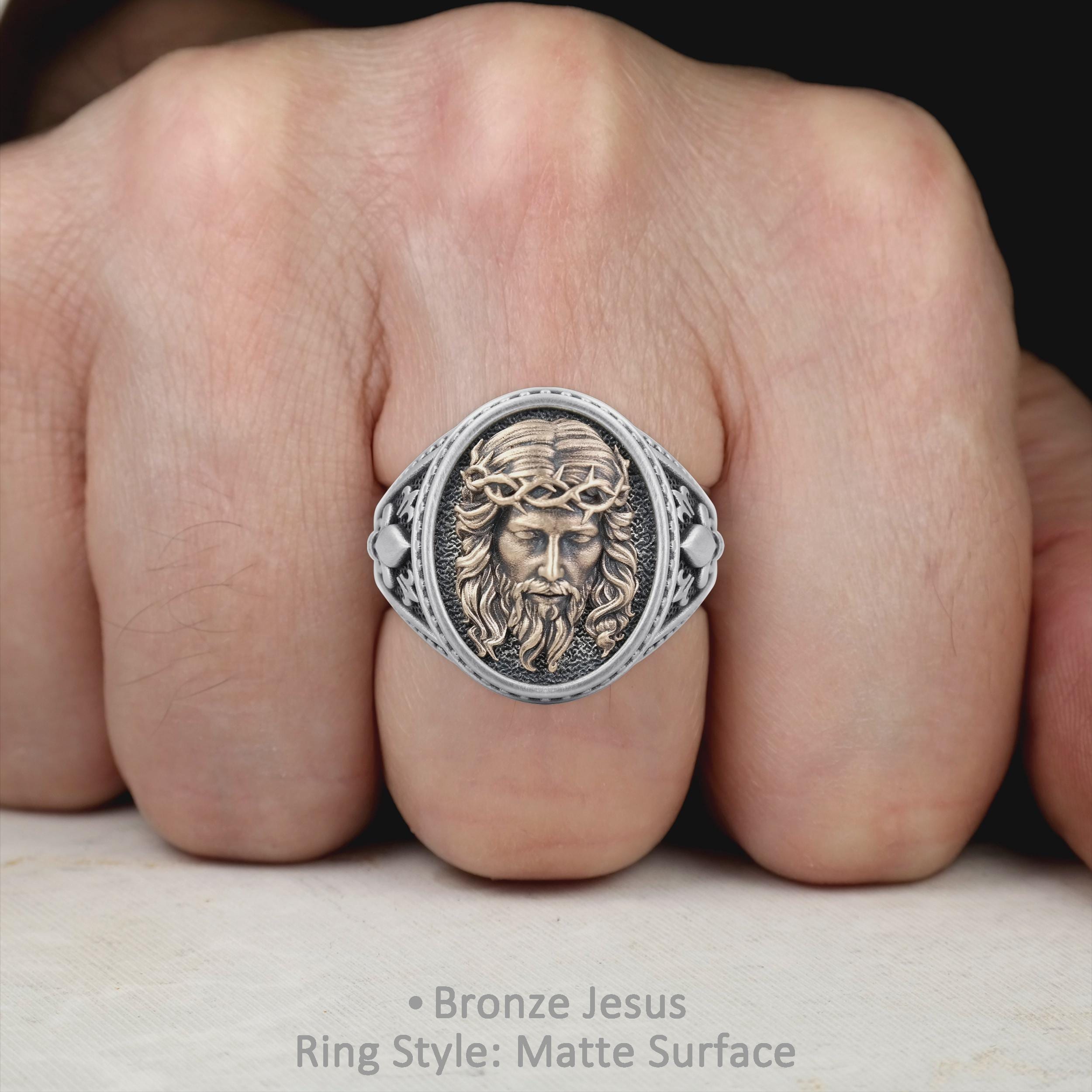 Jesus face シルバーリング　ビンテージ品 Men's Signet Ring With Jesus Christ Face and Ringside View Fleur