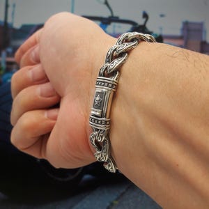 Miami Cuban Link Mens Bracelet, with Simulated Black Diamond Stones, you can choose between 15 different length sizes, Sterling Silver (photo 4)