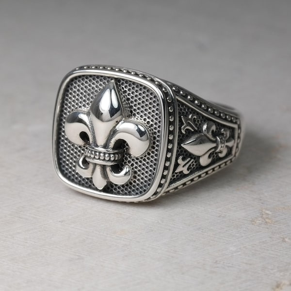 Signet Ring with Fleur de Lis Design, Royal Lily Jewelry Accessories Gift For Men Women, Real Sterling Silver 925, Byzantine Gothic Style