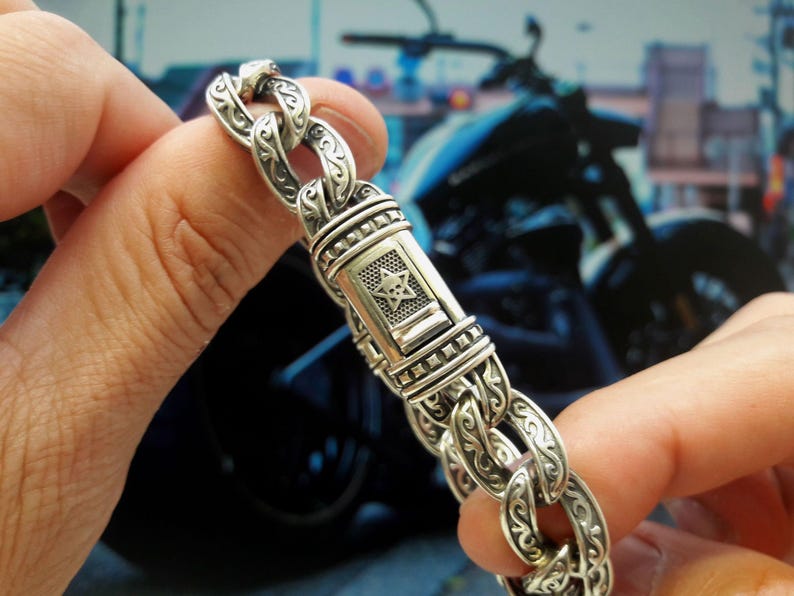 Miami Cuban Link Mens Bracelet, with Simulated Black Diamond Stones, you can choose between 15 different length sizes, Sterling Silver (photo 5)