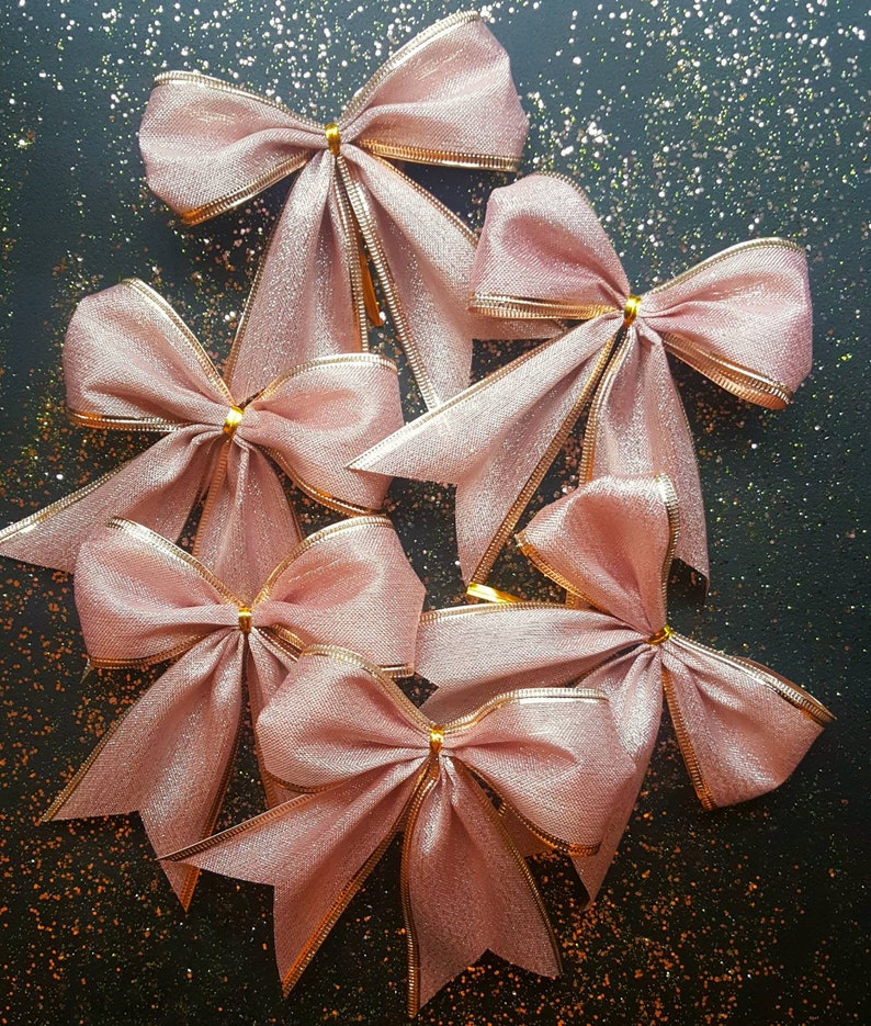 Christmas Bows 7 piece set Tree Topper in dusky pink luxury velvet plus 6 matching smaller bows image 3