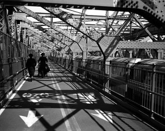 Couple on Williamsburg Bridge, NYC.