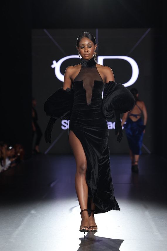 brown fringe mini dress HYPNOTIZE ME IN – AKIRA Size:TALL 36/37 - 17 QUINCE catching fringe hem adds Lace Windsor Homecoming Dresses