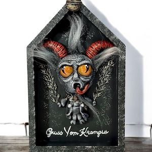 Gruss Vom Krampus Scultura da camino in argilla scolpita a mano