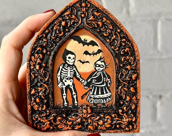 Hand Painted Vintage Halloween 1940s Plaque