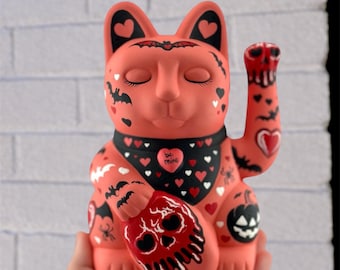 One-of-a-Kind Spooky Valentine Maneki Neko – Hand-Painted Art Toy with Moving Arm