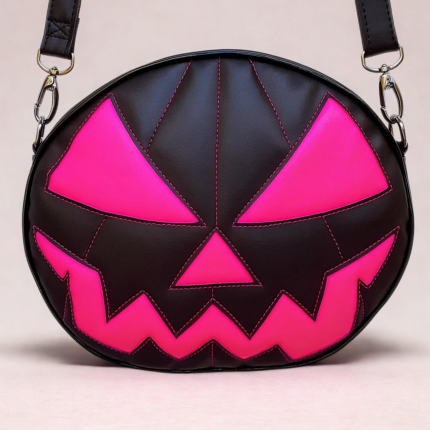 ② visyay paranoia :) purse BAG The Lovers Handbag - No Restock! – FOXBLOOD