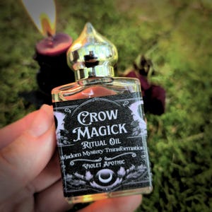 Crow Magick Ritual Oil | Witchcraft Anointing Oil, Myrrh, Black Peppercorn & Patchouli