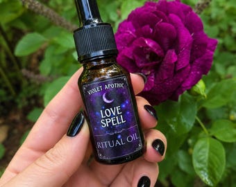 Love Spell Ritual Anointing Oil | Attraction, Confidence, Sensuality and Devotion