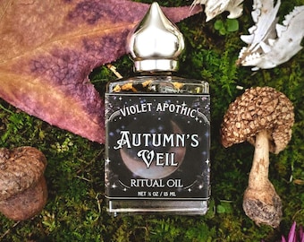 Autumn’s Veil Samhain Ritual Oil, Apple, Cedarwood and Warming Spice
