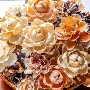 Chrysanthemum Flower Seashell Flowers Natural Seashell Coastal Home Decor Beach Wedding Decor Handmade Christmas Ornament 14 Colors Flower