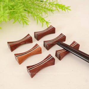 Rosewood Chopsticks Rest Safe for Health Housewarming Gifts Hashioki Chopsticks Rest, Japanese Chopstick Rest Solid Wood Chopstick Rest R13